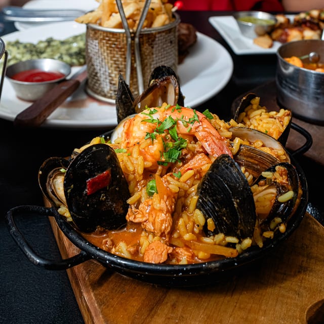 Paella Valencia.
